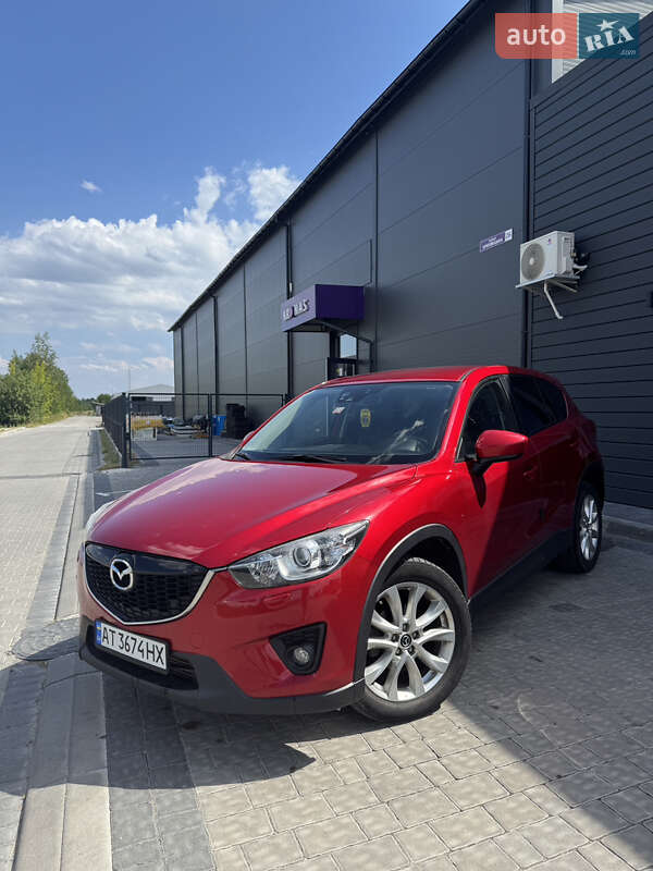 Позашляховик / Кросовер Mazda CX-5 2013 в 