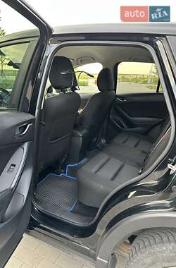 Позашляховик / Кросовер Mazda CX-5 2013 в 