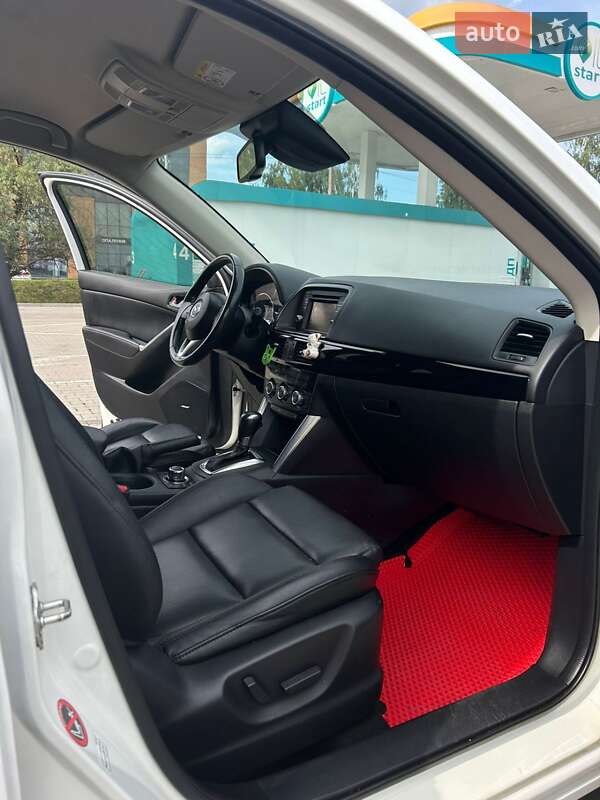 Позашляховик / Кросовер Mazda CX-5 2014 в Чернівцях
