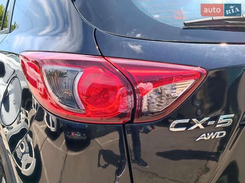 Позашляховик / Кросовер Mazda CX-5 2016 в Харкові