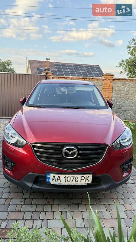 Позашляховик / Кросовер Mazda CX-5 2017 в 