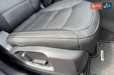 Позашляховик / Кросовер Mazda CX-5 2020 в 