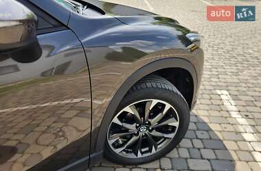 Позашляховик / Кросовер Mazda CX-5 2016 в 