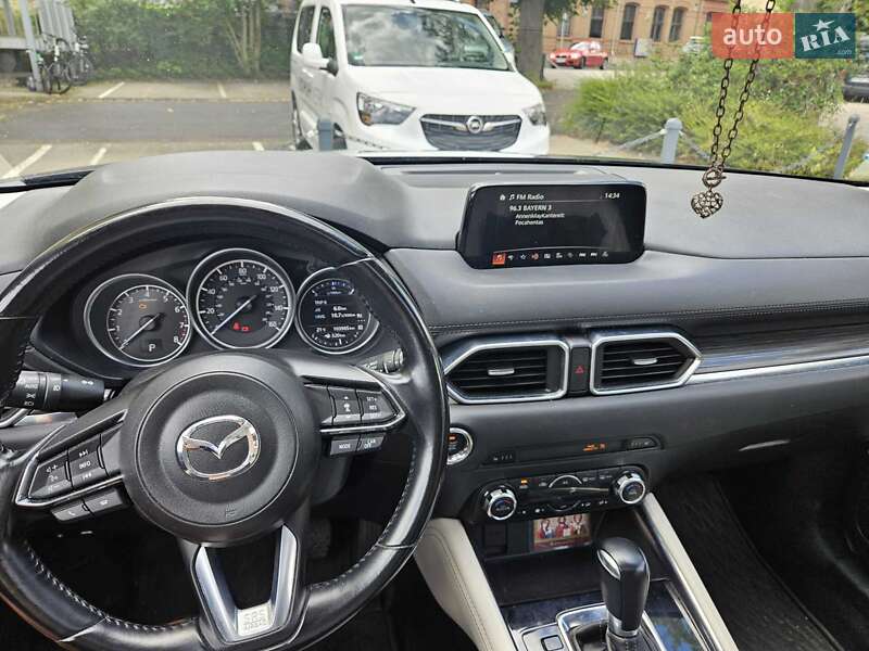 Внедорожник / Кроссовер Mazda CX-5 2017 в Киеве