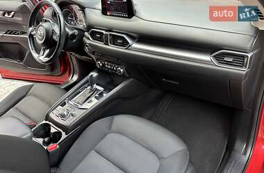 Позашляховик / Кросовер Mazda CX-5 2017 в 