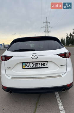 Позашляховик / Кросовер Mazda CX-5 2019 в 