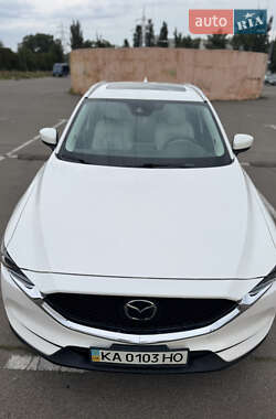Позашляховик / Кросовер Mazda CX-5 2019 в 