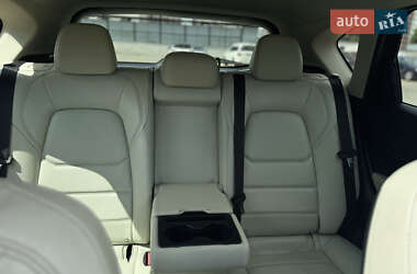 Позашляховик / Кросовер Mazda CX-5 2019 в 