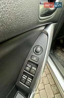 Позашляховик / Кросовер Mazda CX-5 2013 в 