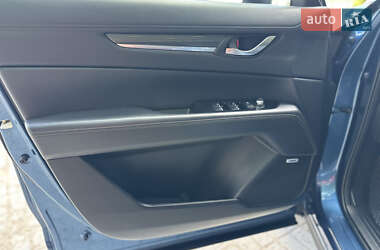 Позашляховик / Кросовер Mazda CX-5 2018 в 