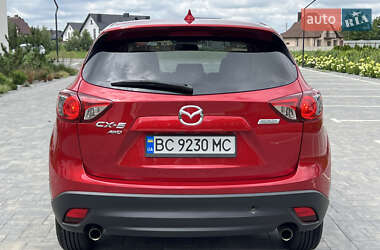 Позашляховик / Кросовер Mazda CX-5 2015 в 