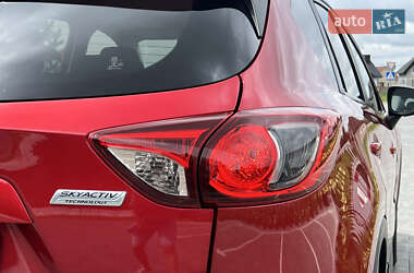 Позашляховик / Кросовер Mazda CX-5 2015 в 