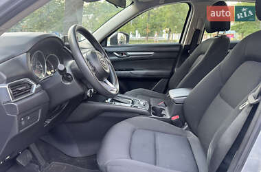 Позашляховик / Кросовер Mazda CX-5 2017 в 