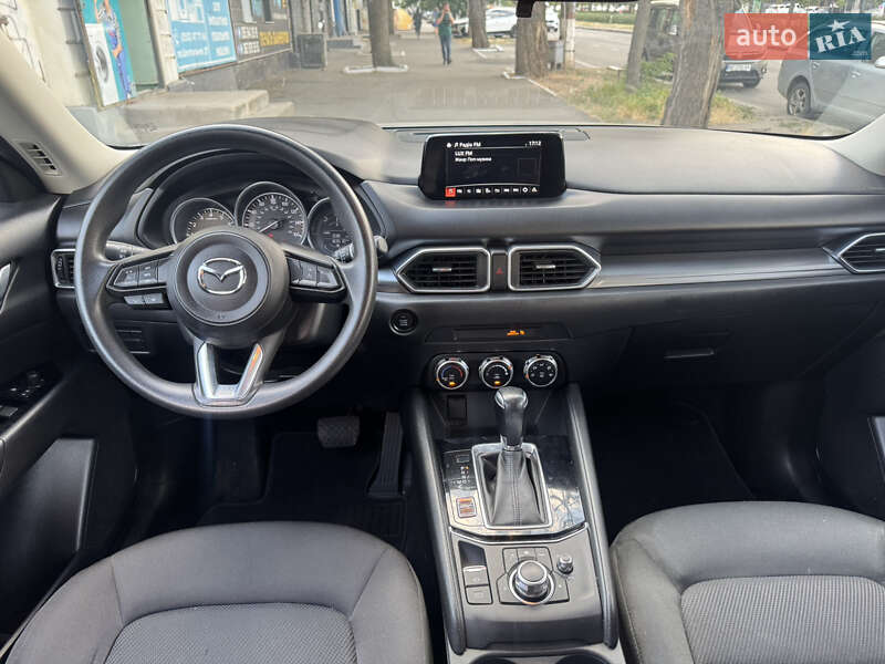 Позашляховик / Кросовер Mazda CX-5 2017 в Миколаєві