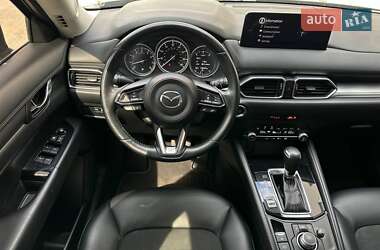 Позашляховик / Кросовер Mazda CX-5 2020 в 