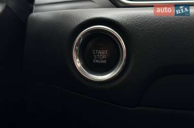 Позашляховик / Кросовер Mazda CX-5 2020 в 