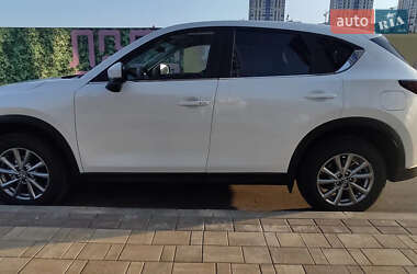 Внедорожник / Кроссовер Mazda CX-5 2023 в 
