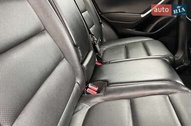 Позашляховик / Кросовер Mazda CX-5 2015 в 