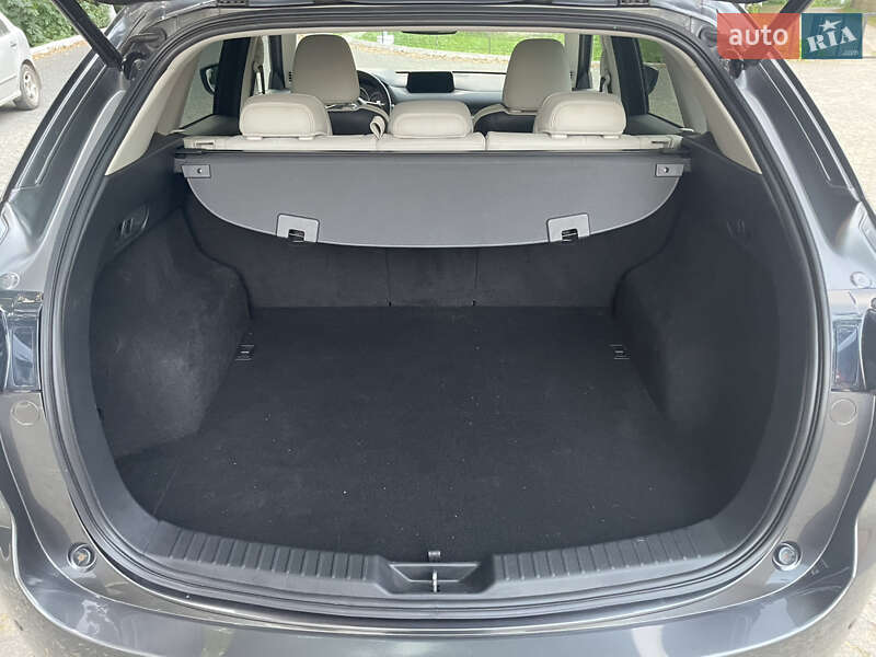 Внедорожник / Кроссовер Mazda CX-5 2018 в Черновцах
