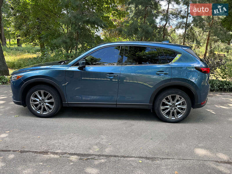 Внедорожник / Кроссовер Mazda CX-5 2019 в Киеве