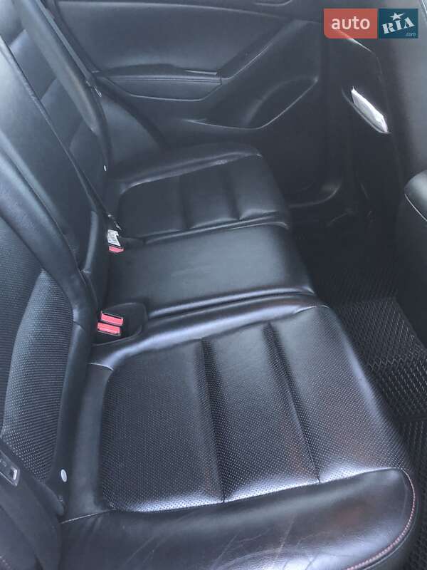 Внедорожник / Кроссовер Mazda CX-5 2012 в Тараще