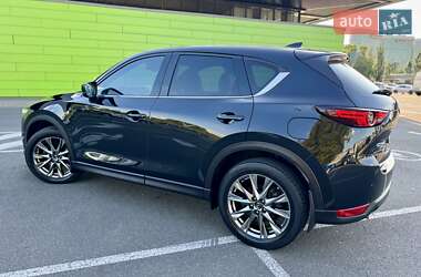 Внедорожник / Кроссовер Mazda CX-5 2018 в 