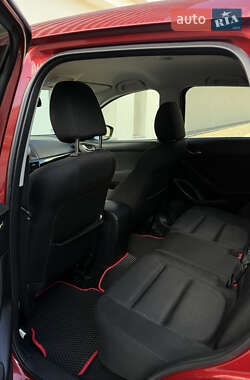 Внедорожник / Кроссовер Mazda CX-5 2012 в 