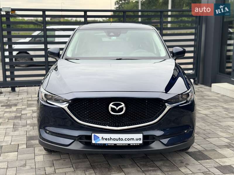 Позашляховик / Кросовер Mazda CX-5 2017 в Рівному