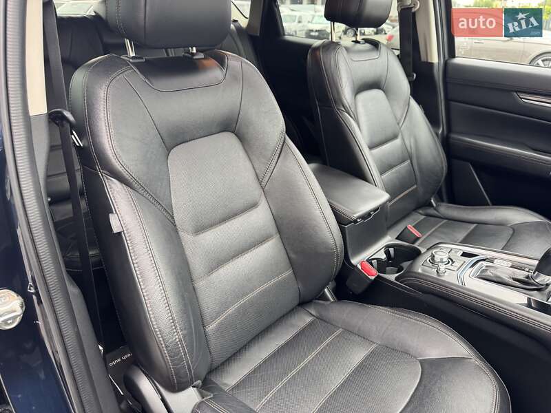 Позашляховик / Кросовер Mazda CX-5 2017 в Рівному