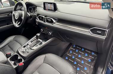 Позашляховик / Кросовер Mazda CX-5 2017 в 