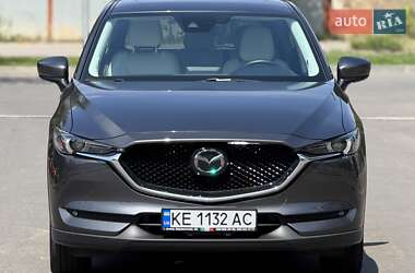 Позашляховик / Кросовер Mazda CX-5 2017 в 