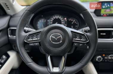 Позашляховик / Кросовер Mazda CX-5 2017 в 