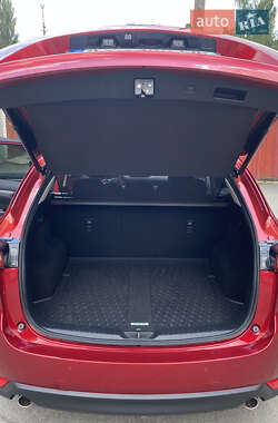 Внедорожник / Кроссовер Mazda CX-5 2018 в 