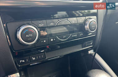 Внедорожник / Кроссовер Mazda CX-5 2015 в 
