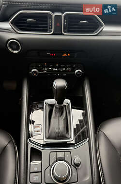 Внедорожник / Кроссовер Mazda CX-5 2023 в 