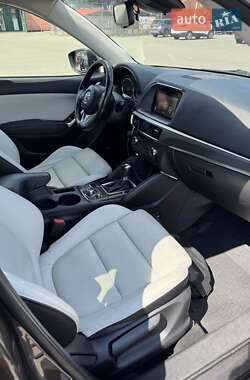 Внедорожник / Кроссовер Mazda CX-5 2016 в 
