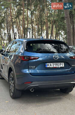 Позашляховик / Кросовер Mazda CX-5 2021 в 