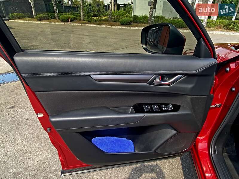Внедорожник / Кроссовер Mazda CX-5 2017 в Харькове