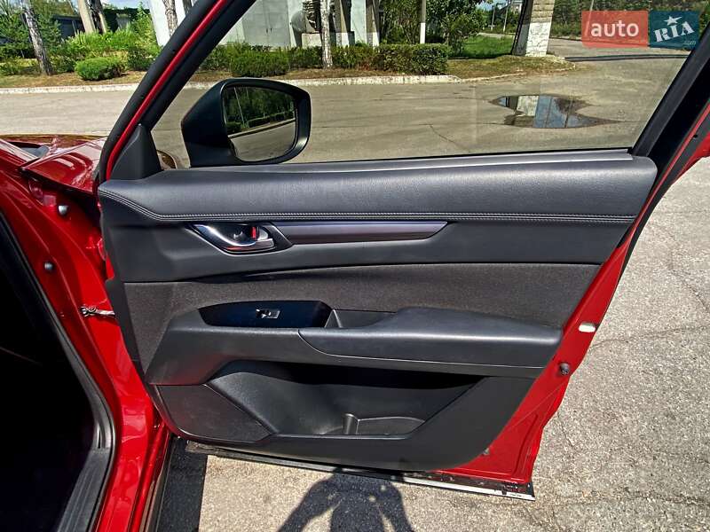 Внедорожник / Кроссовер Mazda CX-5 2017 в Харькове