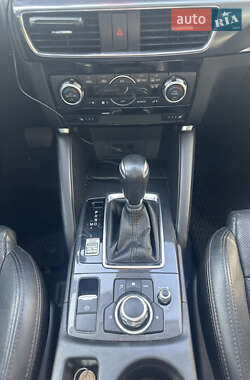 Внедорожник / Кроссовер Mazda CX-5 2016 в 