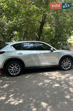 Внедорожник / Кроссовер Mazda CX-5 2018 в 