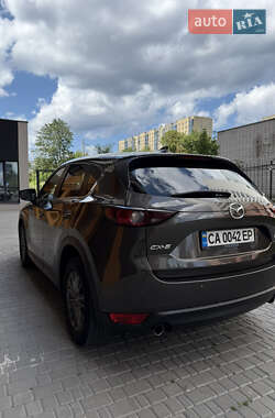 Внедорожник / Кроссовер Mazda CX-5 2018 в 