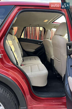 Внедорожник / Кроссовер Mazda CX-5 2015 в 