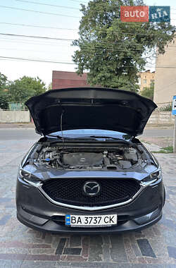 Внедорожник / Кроссовер Mazda CX-5 2020 в 