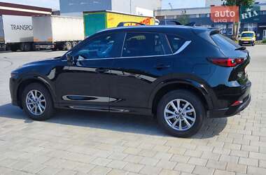 Позашляховик / Кросовер Mazda CX-5 2024 в 