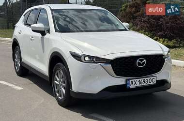 Внедорожник / Кроссовер Mazda CX-5 2023 в 