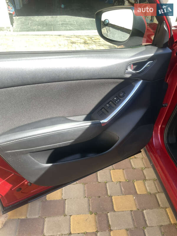 Внедорожник / Кроссовер Mazda CX-5 2016 в Черновцах