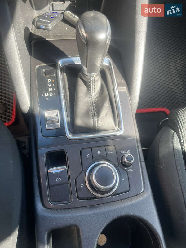 Внедорожник / Кроссовер Mazda CX-5 2016 в Черновцах