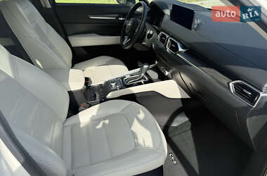 Внедорожник / Кроссовер Mazda CX-5 2021 в 