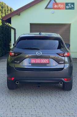 Внедорожник / Кроссовер Mazda CX-5 2018 в 